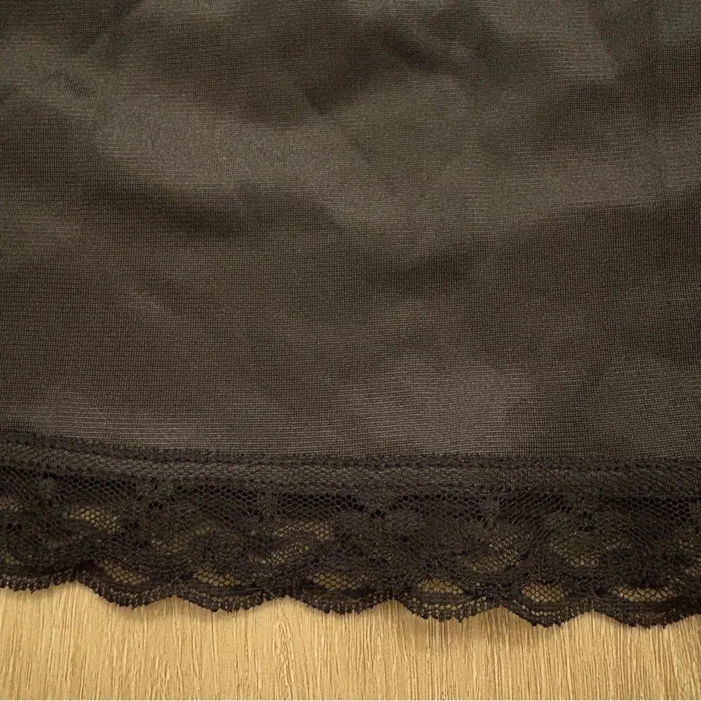 Vintage Warner’s Perfect Measure  Slip Black Antron III Nylon